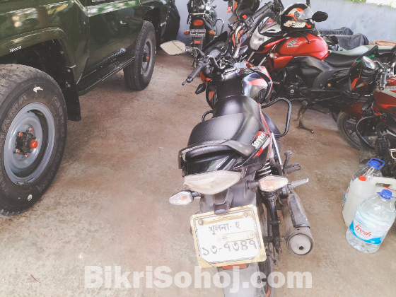 টিভিএস স্ট্রাইকার ১২৫ সিসি